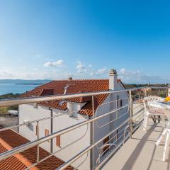 Cozy Apartment In Sveti Filip I Jakov