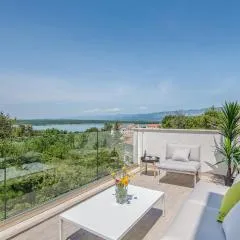 3 Bedroom Gorgeous Home In Klimno