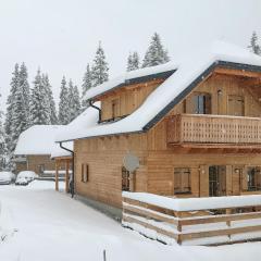 Schoenes Holzhaus In Flattnitz