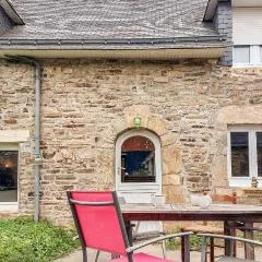 Amazing Home In Pluvigner With Wifi