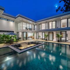 White Villa - Exclusive Modern Villa - Grand Living Space - Breathtaking Views