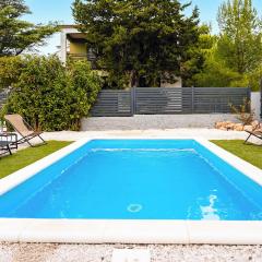 Stunning Home In Seline With Wifi
