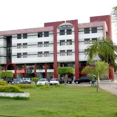 Lord Plaza Hotel