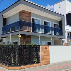 Casa nova e confortável a 350m da praia!