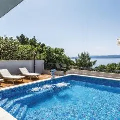 Two-Bedroom Apartment In Medici