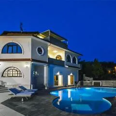 Pet Friendly Home In Jurdani With Sauna