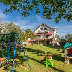 2 Bedroom Awesome Apartment In Krk