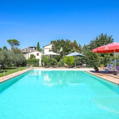 Nice Home In Spoleto With Kitchen