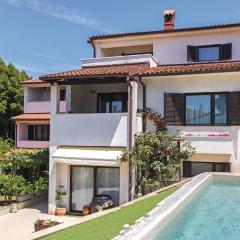 Beautiful Apartment In Pula With Wifi