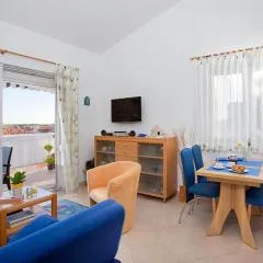 2 Bedroom Awesome Apartment In Vabriga