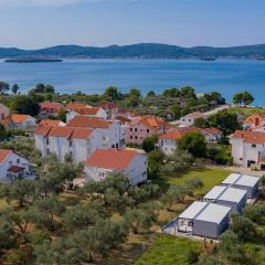 Amazing Home In Sveti Filip I Jakov