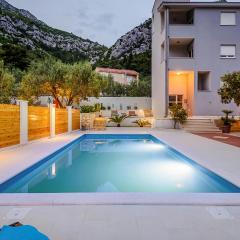 1 Bedroom Cozy Apartment In Klek