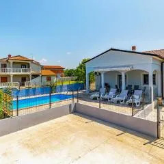 Amazing Home In Pula With Wifi