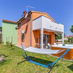 Amazing Apartment In Pula With Wifi