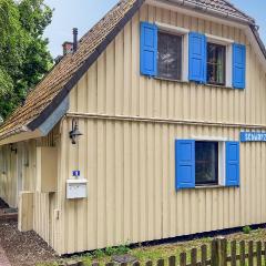 3 Bedroom Pet Friendly Home In Prerow