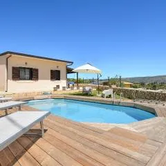 Beautiful Home In Floridia