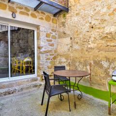 Awesome Home In Villeneuve-Les-Avignon