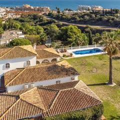 Amazing Home In Las Lagunas De Mijas