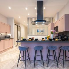 Flat 1 Stunning central loft style apartment in the famous Brighton Lanes