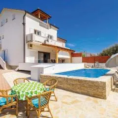 Cozy Apartment In Barbat With Wifi