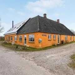 Stunning Apartment In Skårup Fyn
