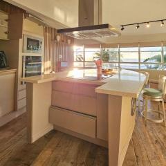 25C - Pé na Areia do Tombo, 1 Suite Master, Ar Cond, 2Wc, 1 vaga, Roupa de Cama e Vivo fibra