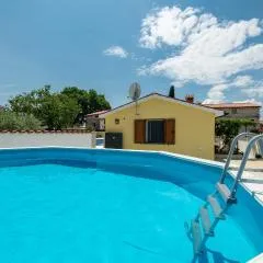 2 Bedroom Beautiful Home In Orihi