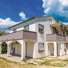 2 Bedroom Awesome Apartment In Grizane