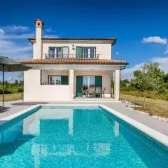 Amazing Home In Zminj