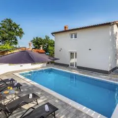 Stunning Home In Labin With Wifi