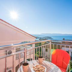 Nice Apartment In Njivice With Wifi