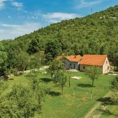 Gorgeous Home In Gracac With Kitchen
