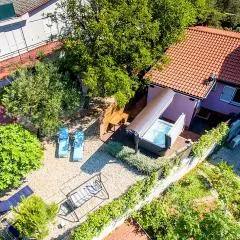 4 Bedroom Cozy Home In Crikvenica