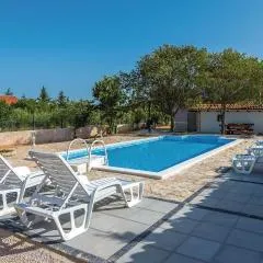 Nice Home In Cista Velika With Wifi