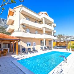 Lovely Apartment In Kastel Gomilica