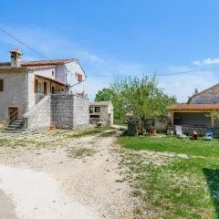 One-Bedroom Holiday Home In Pazin
