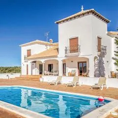 Stunning Home In Villanueva De Algaidas