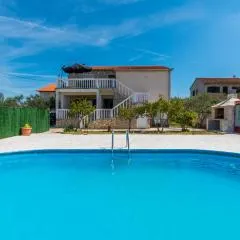 6 Bedroom Lovely Home In Ceranje Gornje