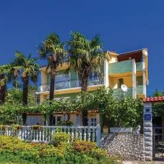 Cozy Apartment In Crikvenica With Wifi