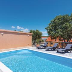 Holiday Home Bilice Xiv