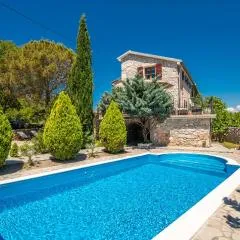 Nice Home In Gostinjac With Wifi