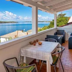 Cozy Apartment In Barbat-Rab