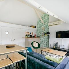 3 Bedroom Lovely Apartment In Poitiers