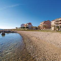 Beautiful Apartment In Povljana