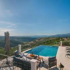 Awesome Home In Postira