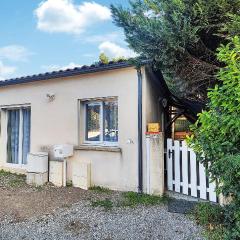 Beautiful Home In Nébian With Wifi