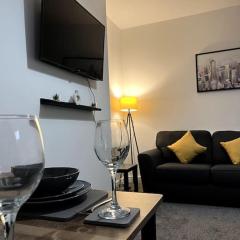 Spacious Four Bedroom House in Atherton by Eason Stays, Ideal For Contractors Digs with Free Parking