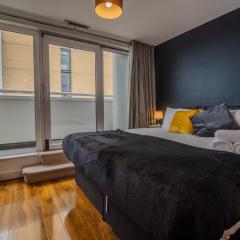 2 Bedroom Cosy Penthouse in London