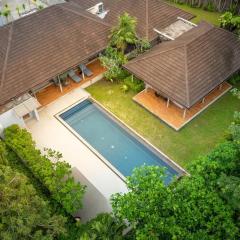 High End Imported Furniture Loch Palm Golf Course V145