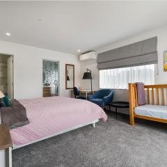 Auckland ONE Tree Hill Coby Suite